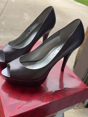 Guess Peep-Toe Platform High Heels - pewter leather